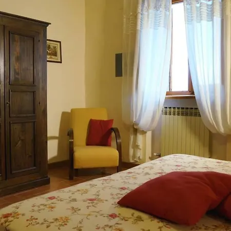 Abete Nyaraló Pratovecchio